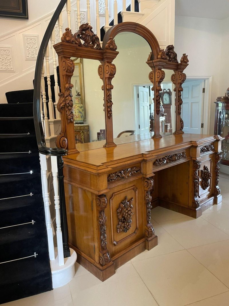 Majestic Antique Victorian Carved Oak Mirror Backed Sideboard - Image 3